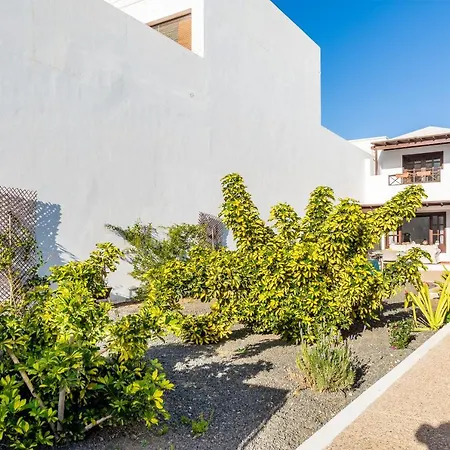Ferreira House *